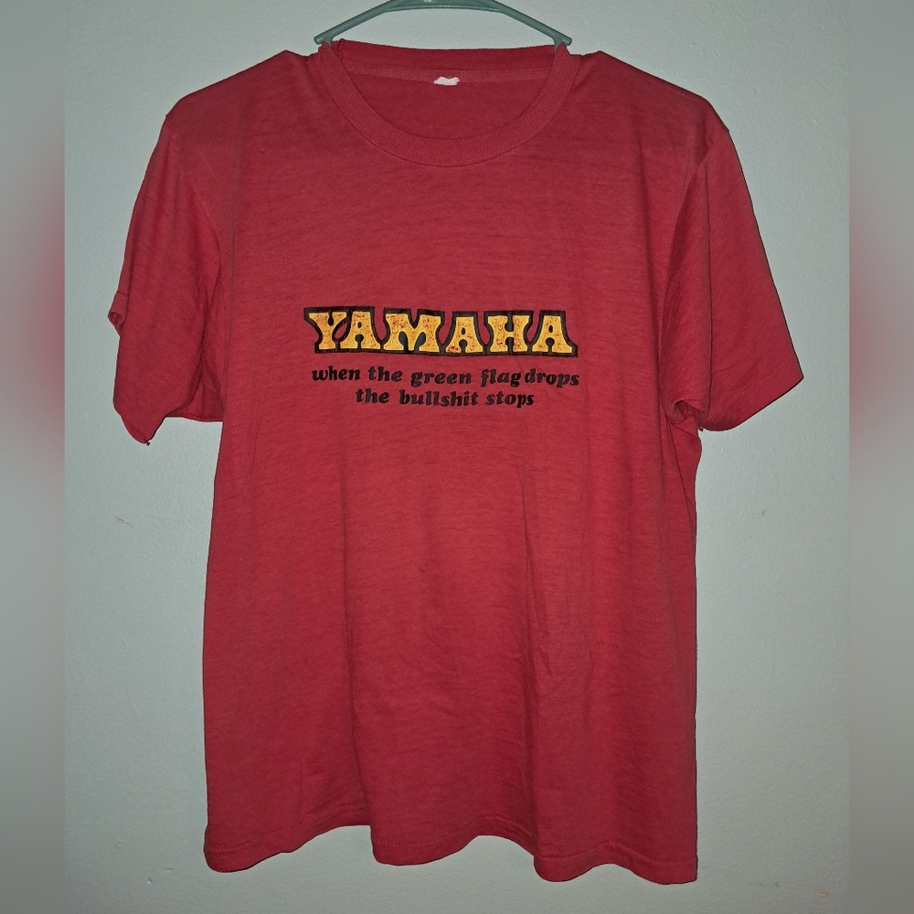 Yamaha Vintage Vibrant Red Graphic Tee